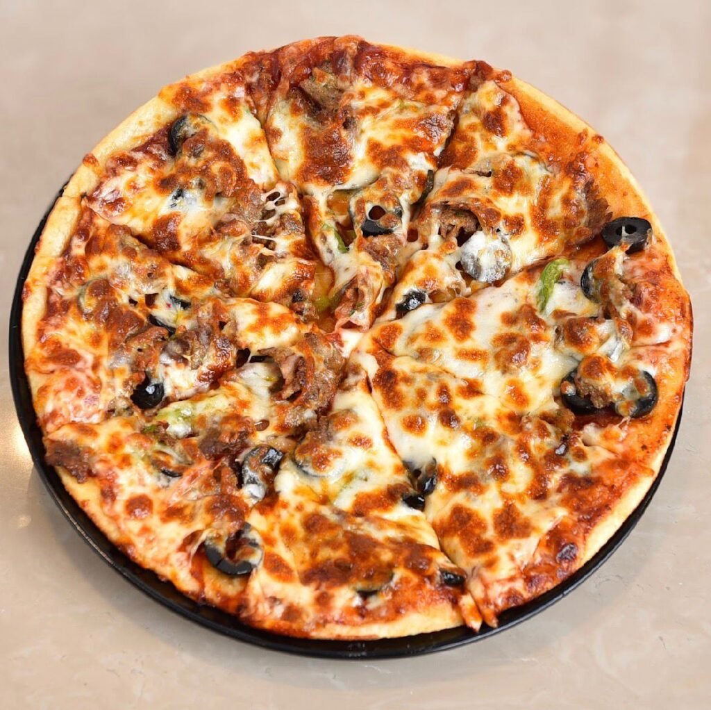 بيتزا لحم كبير