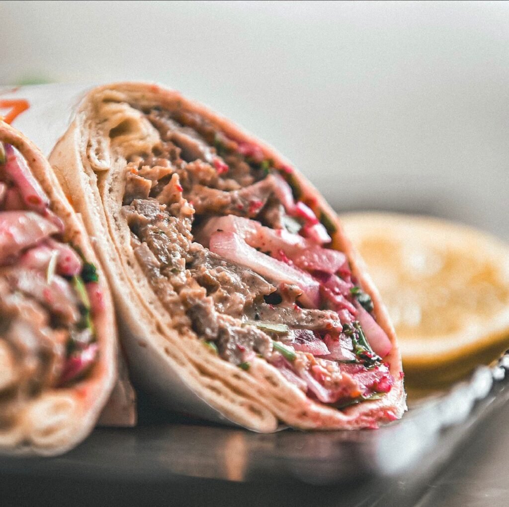 سندوتش شاورما لحم